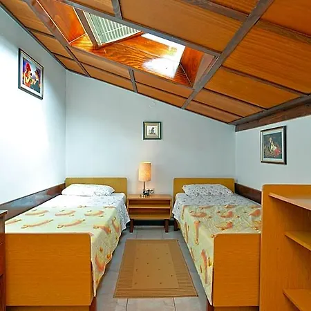 765 Hotel