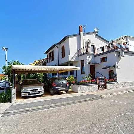 765 Hotel 4*