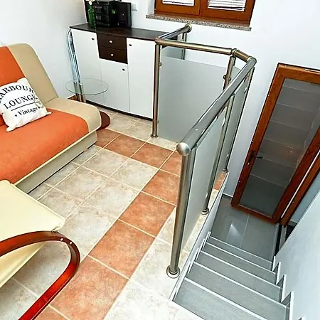 Hotel 765